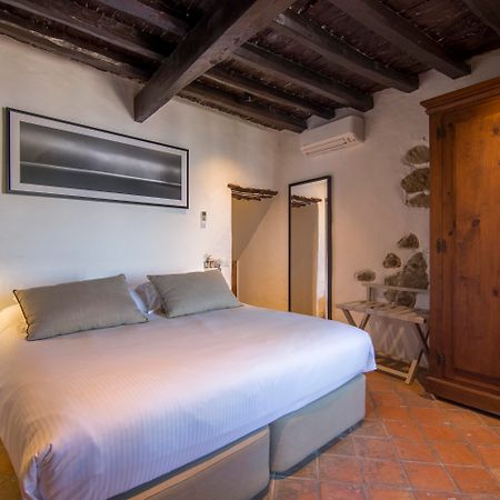 Hotel La Torre Del Canonigo - Small Luxury Hotels Ибица Экстерьер фото