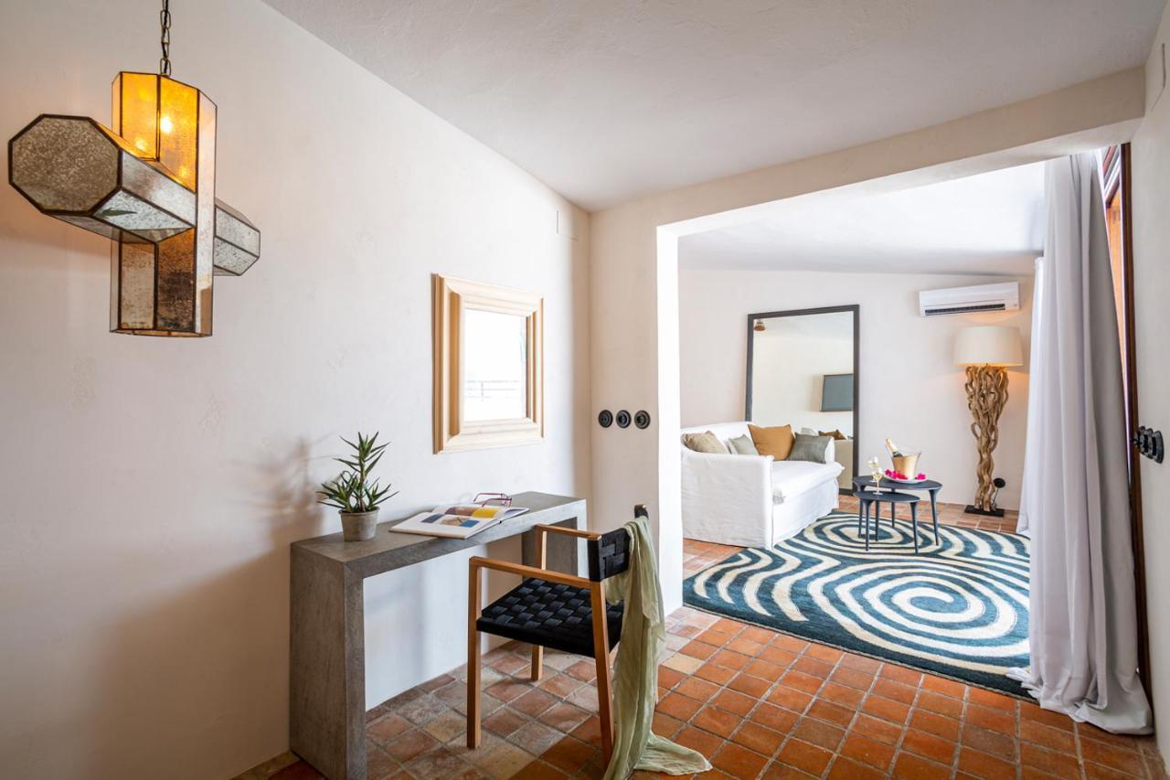Hotel La Torre Del Canonigo - Small Luxury Hotels Ибица Экстерьер фото
