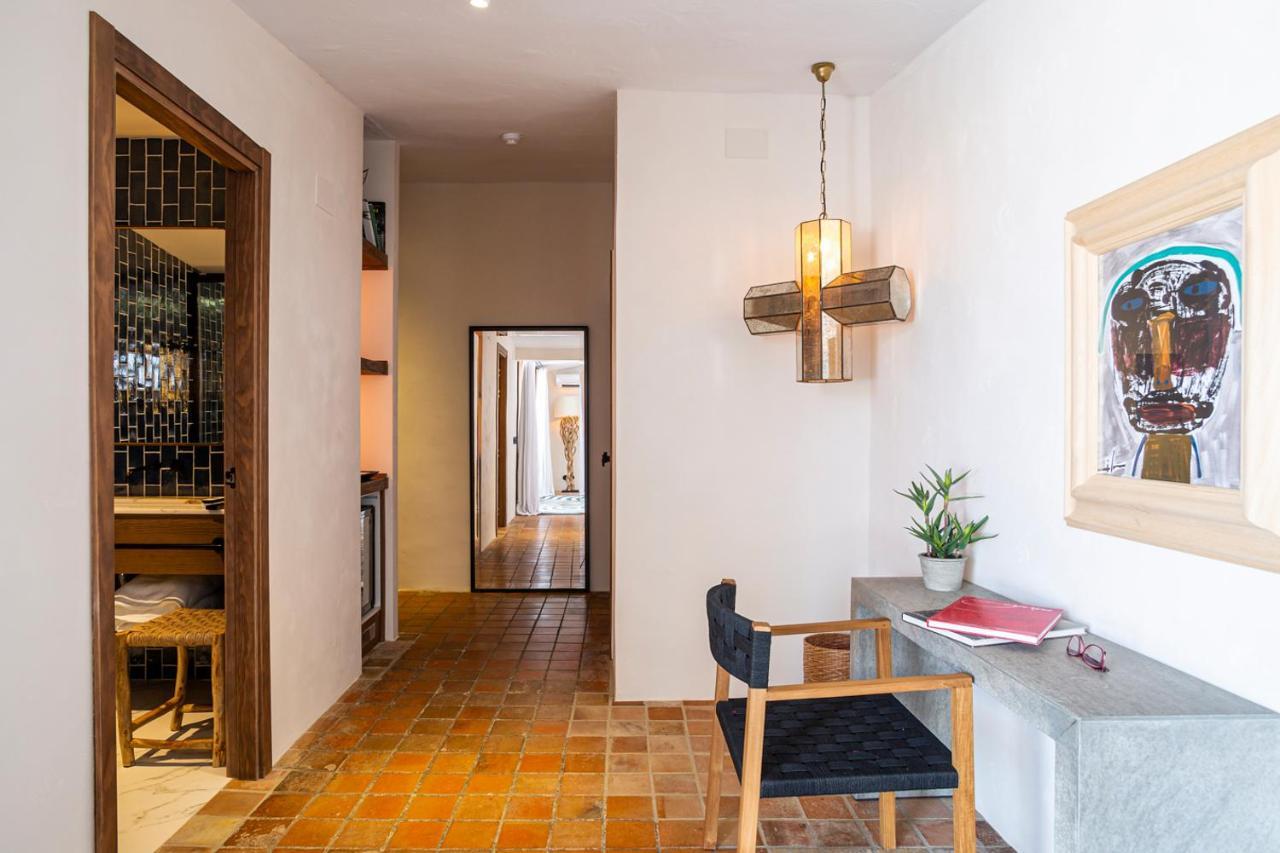 Hotel La Torre Del Canonigo - Small Luxury Hotels Ибица Экстерьер фото