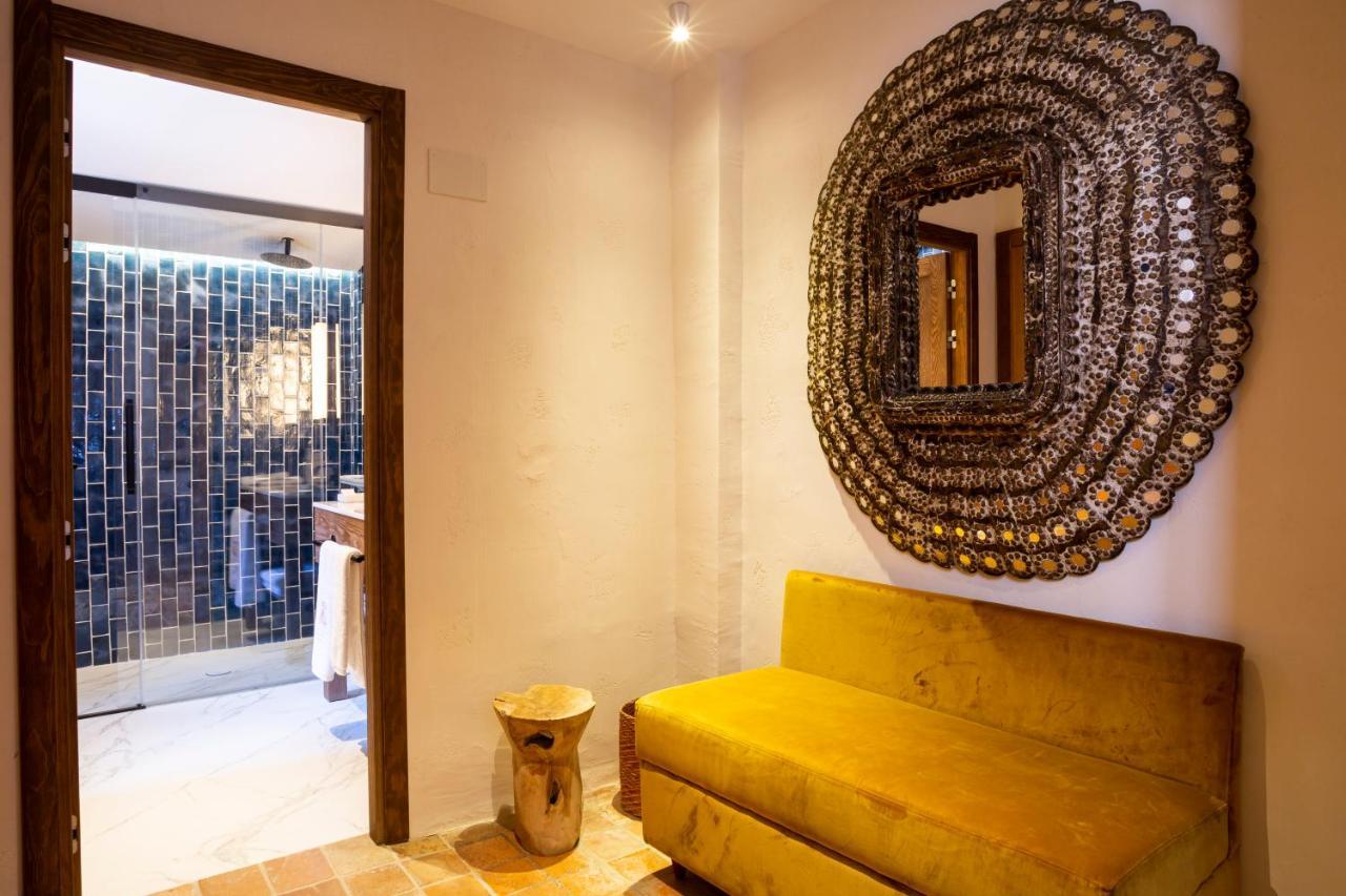 Hotel La Torre Del Canonigo - Small Luxury Hotels Ибица Экстерьер фото