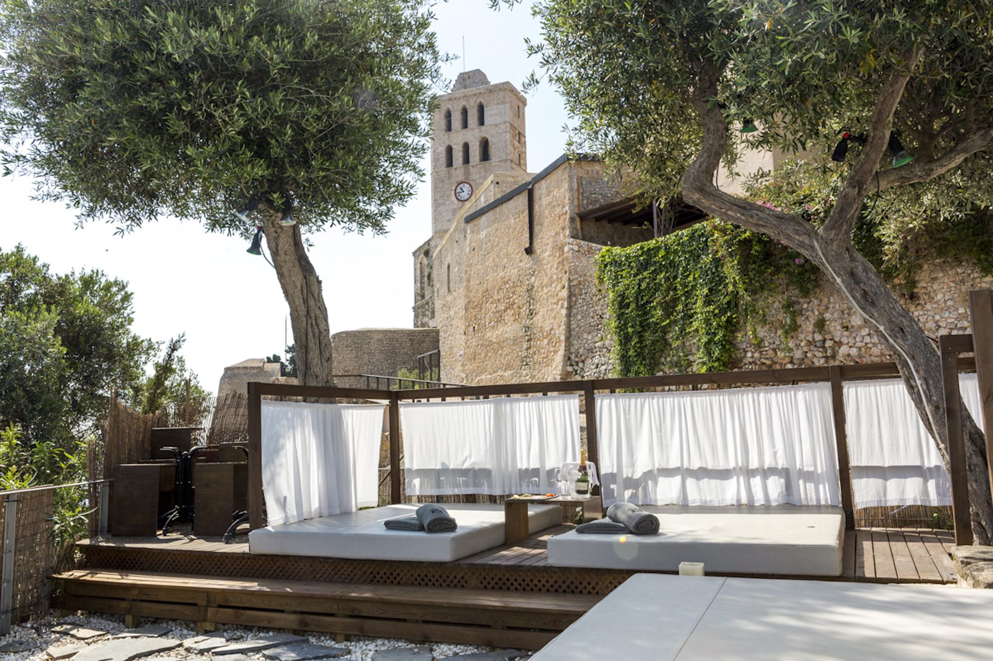 Hotel La Torre Del Canonigo - Small Luxury Hotels Ибица Экстерьер фото